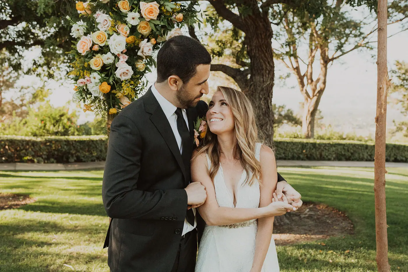Golden Wedding Floral Designs | Velvet Blooms Portfolio